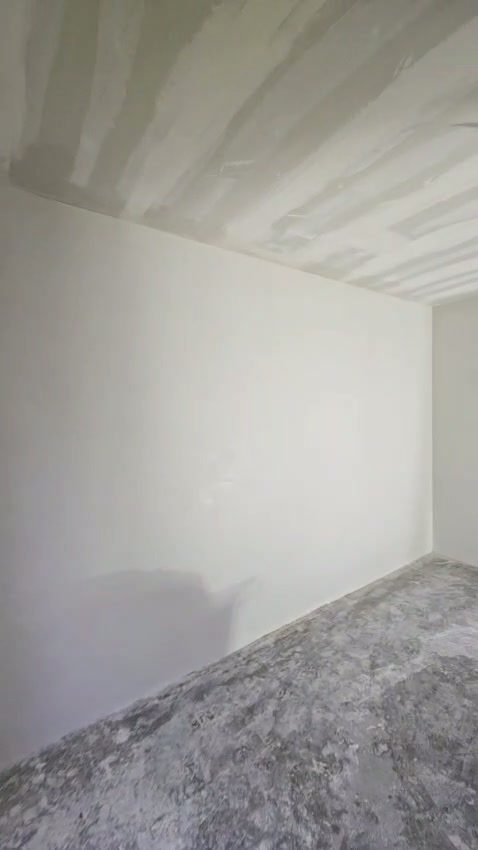 Plafond met V-naden zoals opgeleverd bij nieuwbouw